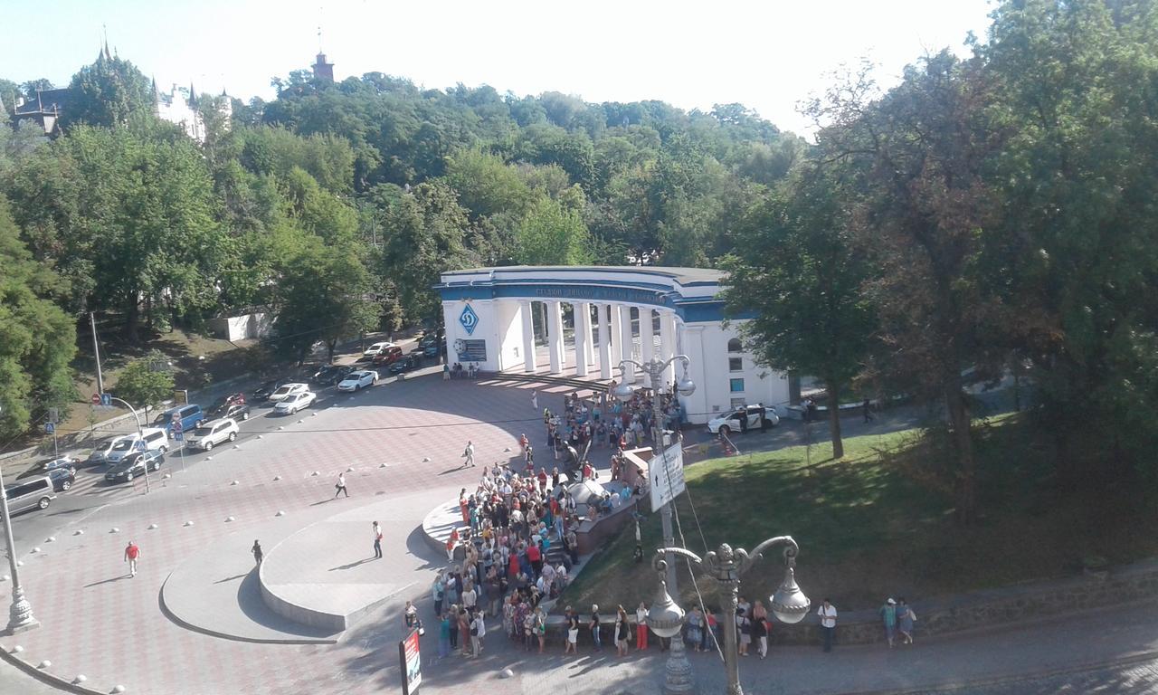 Hostel Home Κίεβο Εξωτερικό φωτογραφία